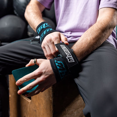 Panther Grips Ultimate + Free Wristbands